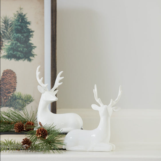 Modern-White-Winter-Deer-Figurine,-Set-of-2-Decor